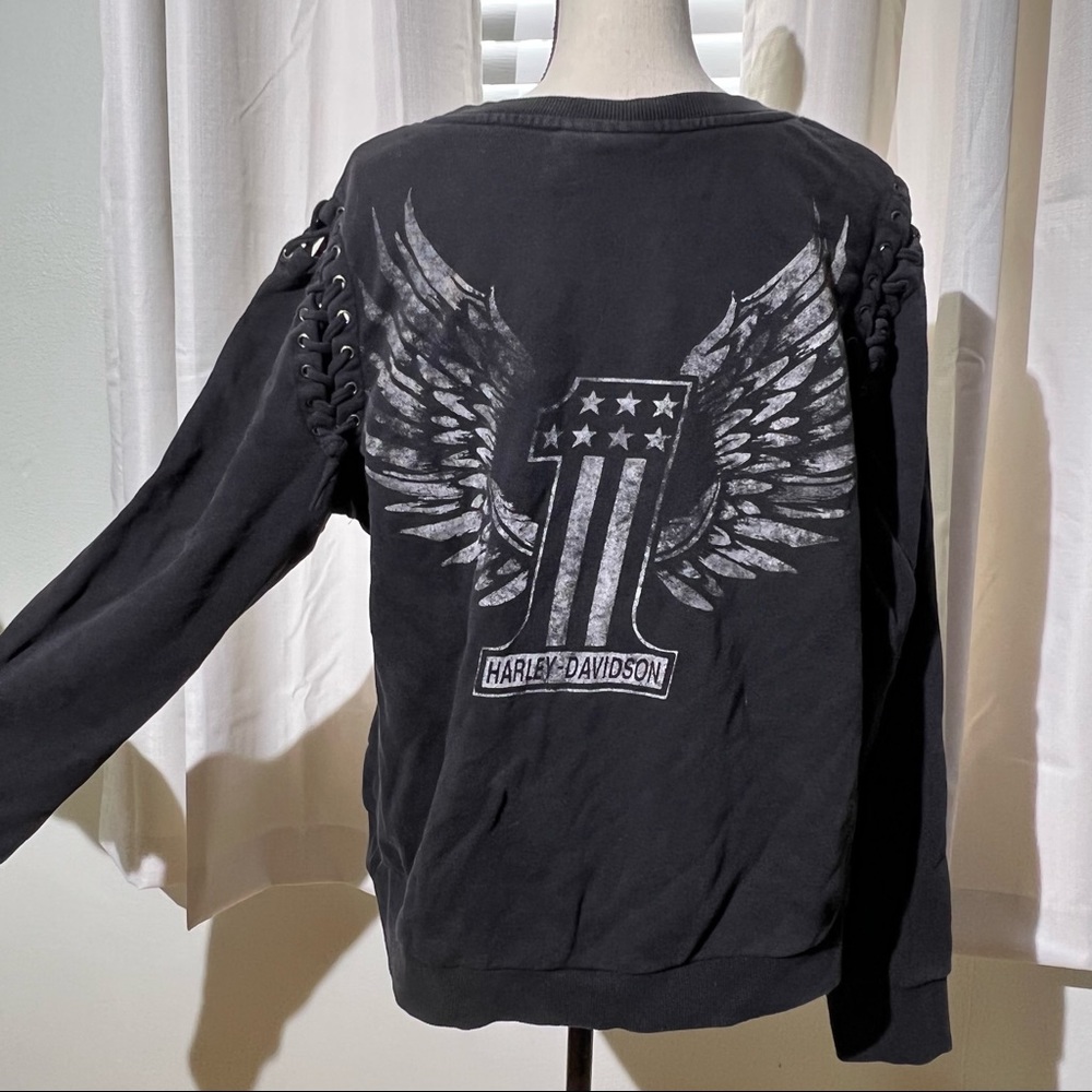 Harley Davidson Black Sweatshirt Number One with Wings